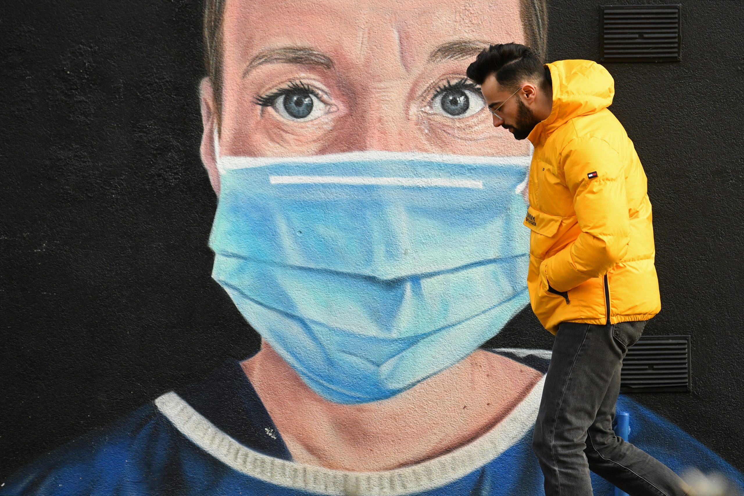 El Reino Unido alcanza 60,000 casos de COVID-19 en un solo día, el mayor aumento desde el inicio de la pandemia