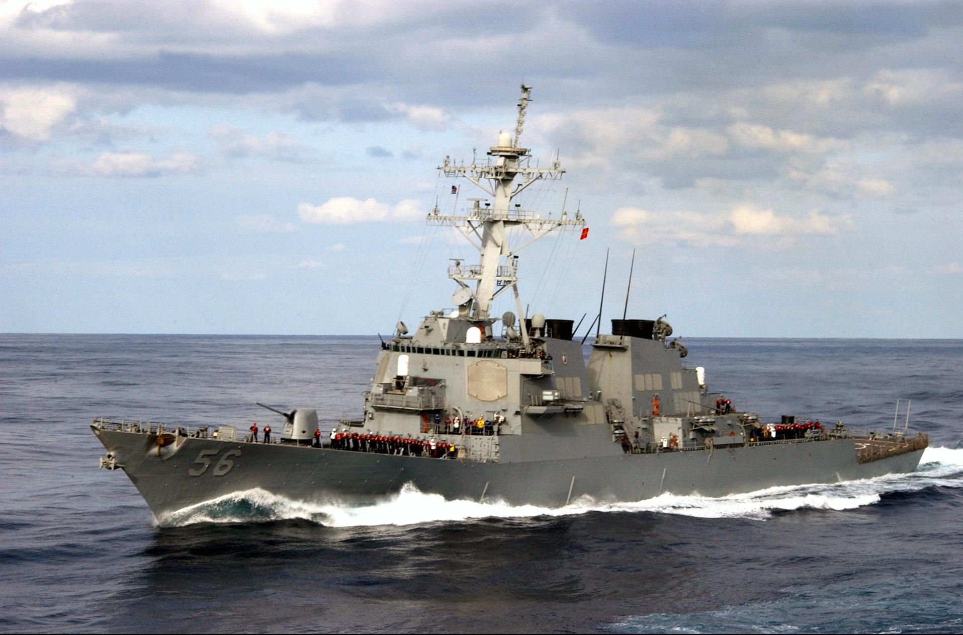 Gobierno de China afirma que ordenó a barco de guerra estadounidense salir del mar territorial