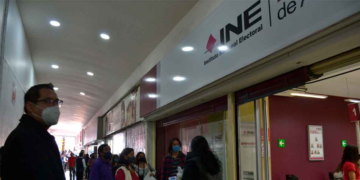 Nadie puede rechazar credencial INE vencidas