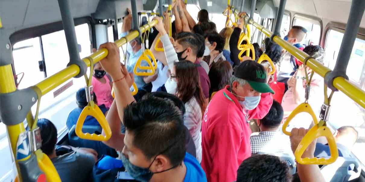 Transporte público, principal foco de contagio Covid en Puebla
