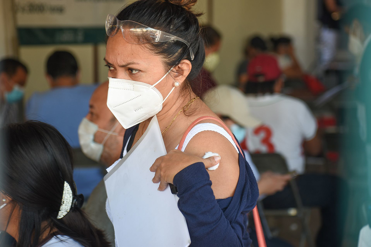 Confiar en las vacunas contra el COVID-19, recomiendan expertos