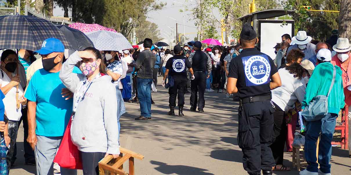 Te decimos dónde se vacunarán a los abues del Norte de la capital poblana