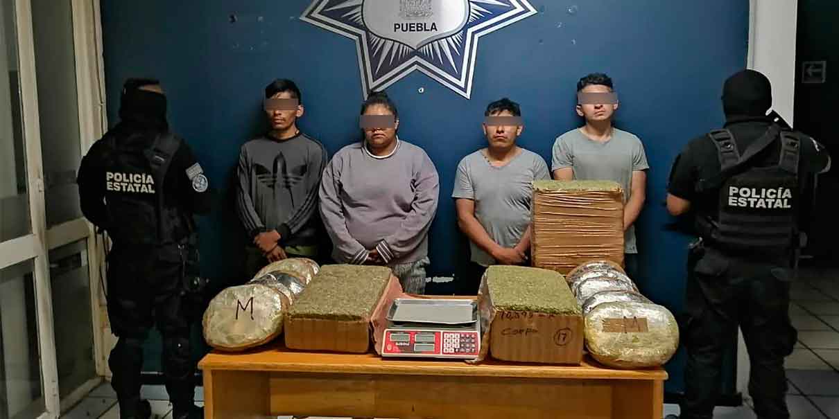 Detienen a narcomenudistas en Amalucan con 50 kilos de marihuana