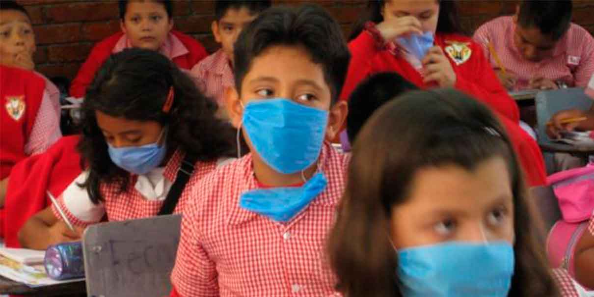 Para agosto se regresan a las aulas en Puebla