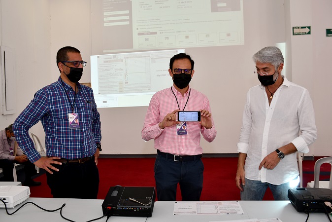 Realiza IEE prueba de funcionamiento del PREP