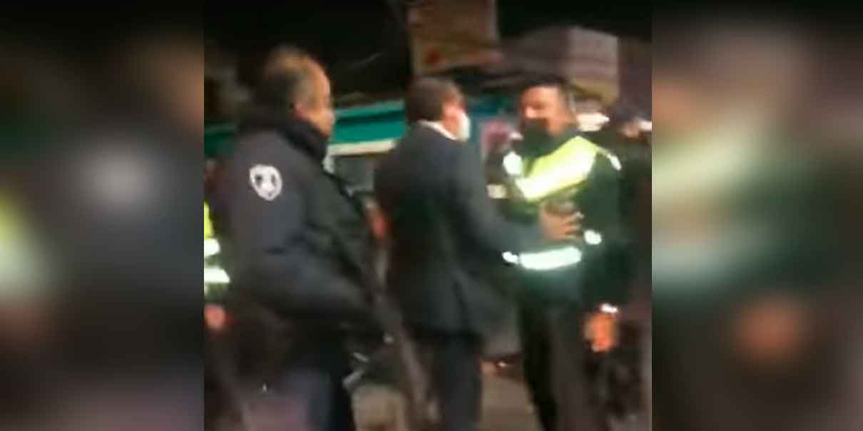 Rogelio López Maya encargado de SSP en Puebla arma show policiaco por andar de jarra