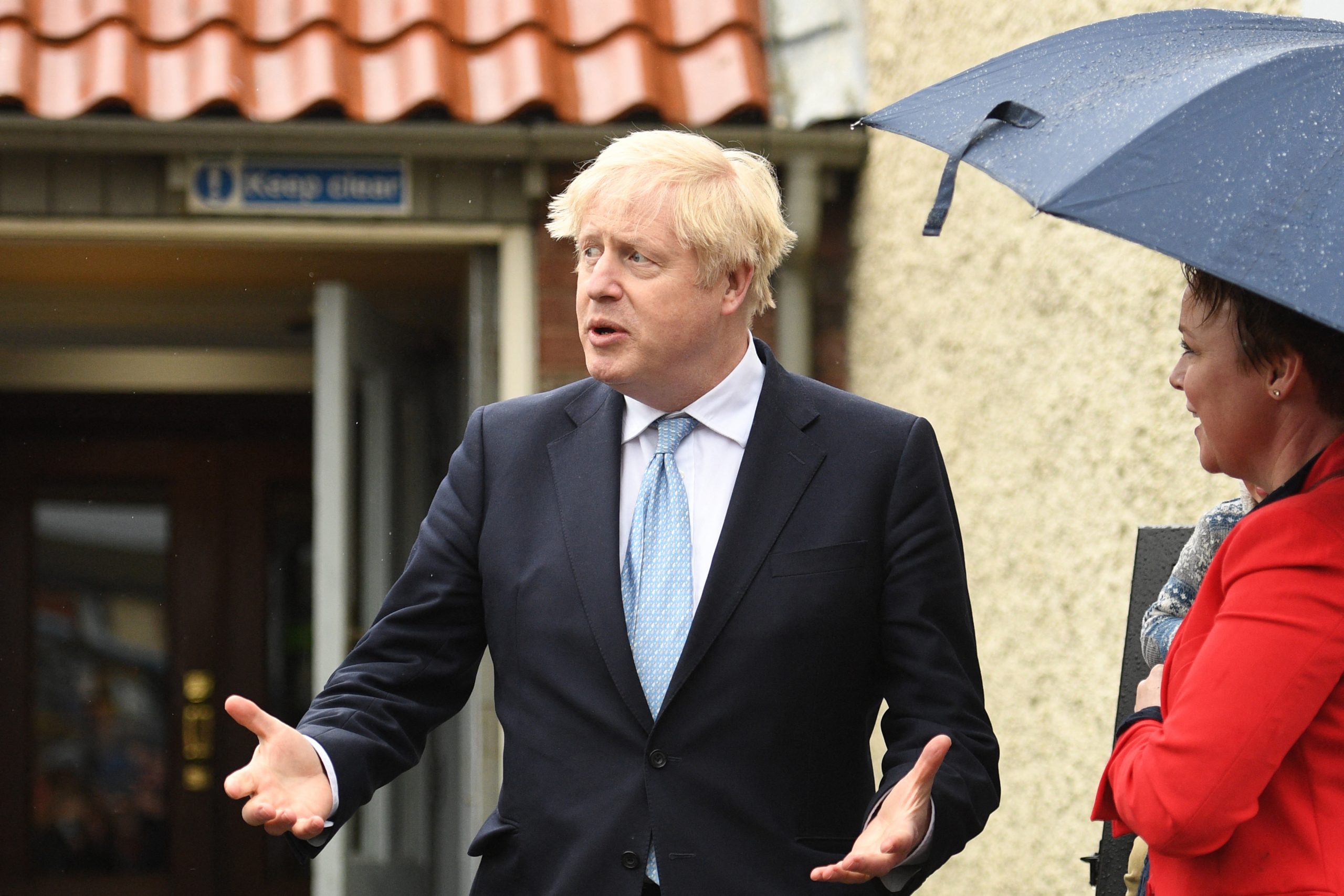 El primer ministro Boris Johnson es investigado por lujosas vacaciones