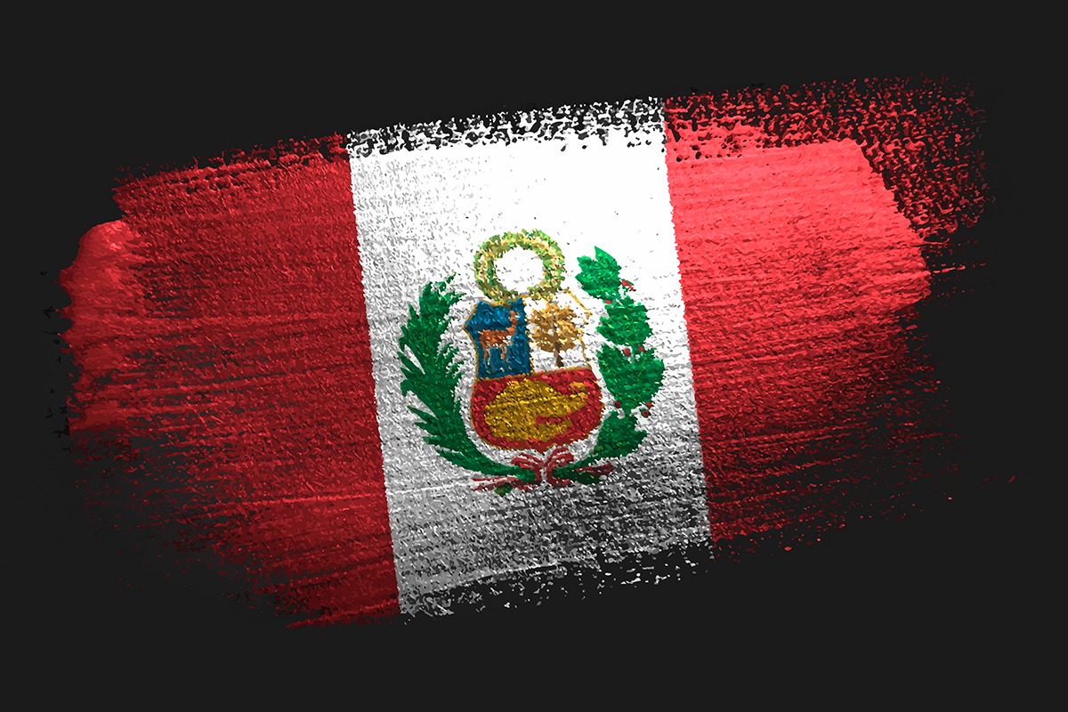 Perú: asesinan a 2 niños y 16 adultos en un bar; policía responsabiliza a Sendero Luminoso