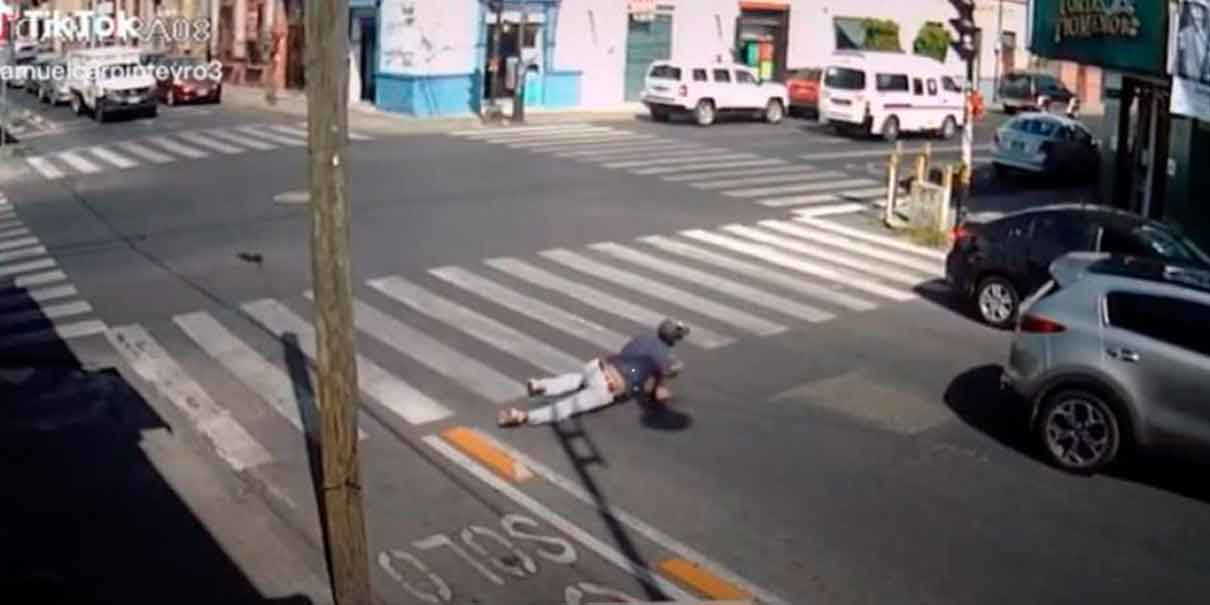 Ayuntamiento retiró “topes” y bolardos de la ciclovía poblana del tropiezo