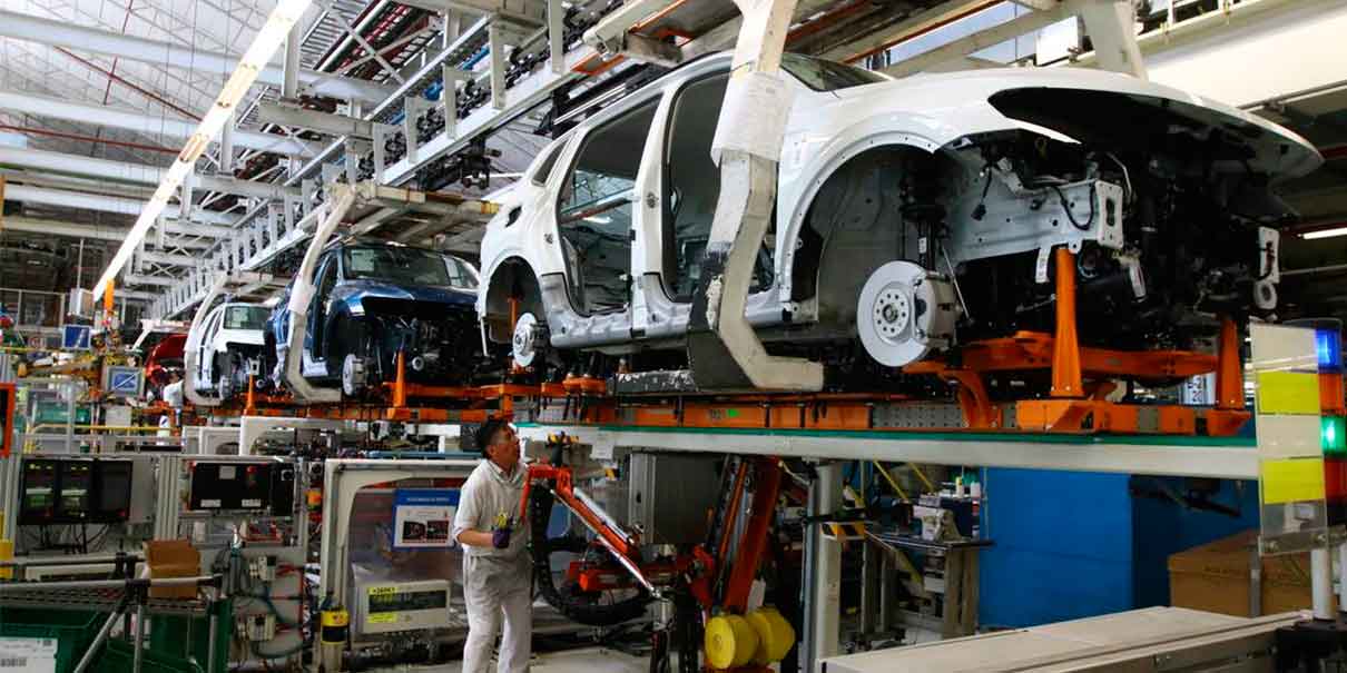 VW mandará de vacaciones a trabajadores durante paro técnico de junio