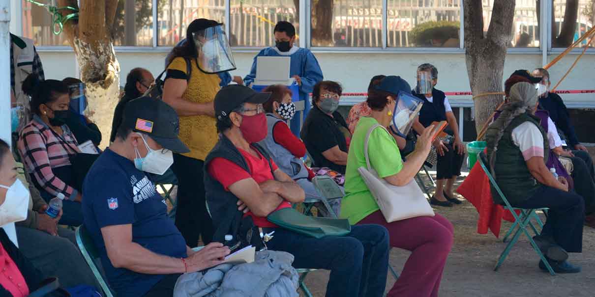 En Puebla 786 mil 129 personas de entre 40 y 49 años de edad esperan ya la vacuna anti Covid