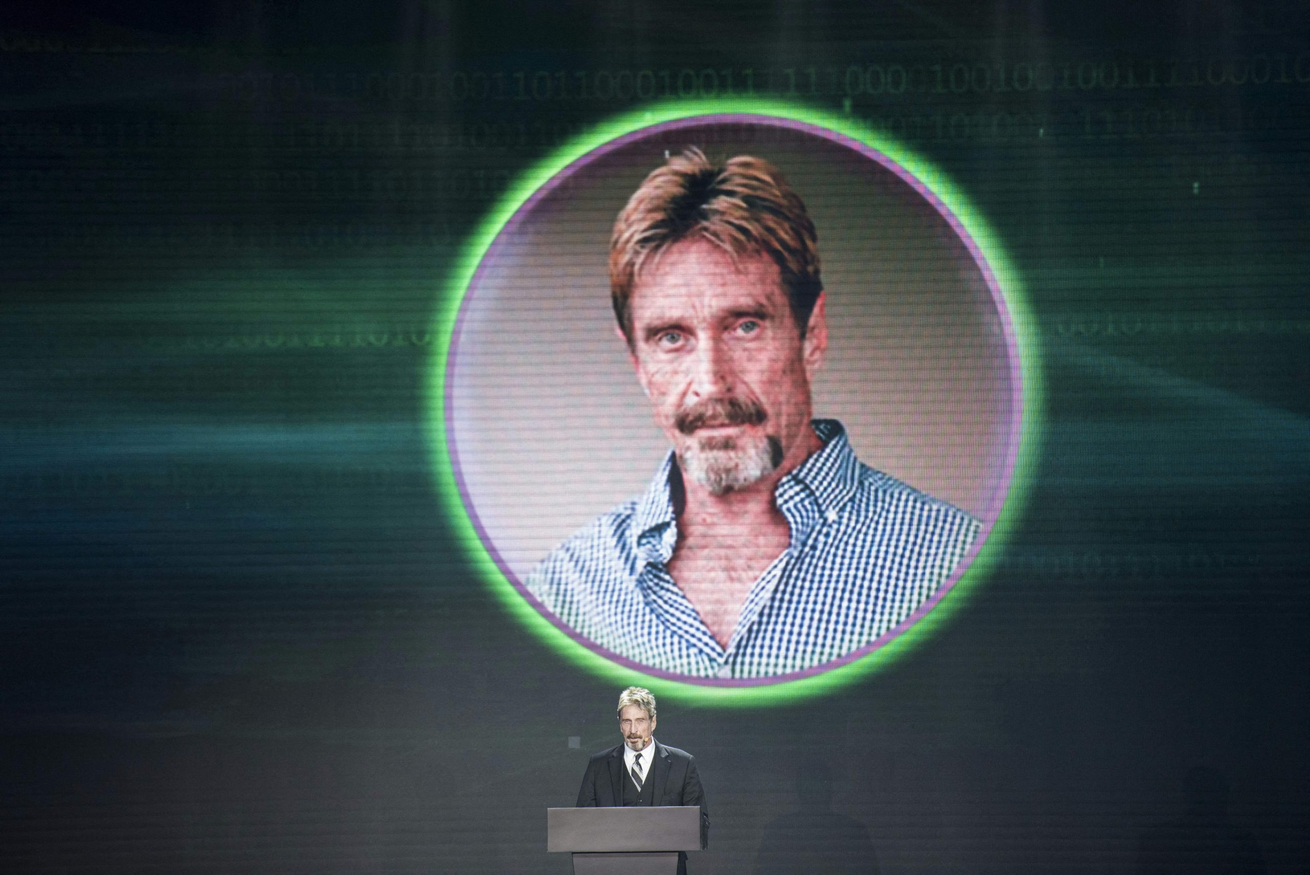 España investiga posible ‘suicidio’ en prisión del creador del antivirus McAfee