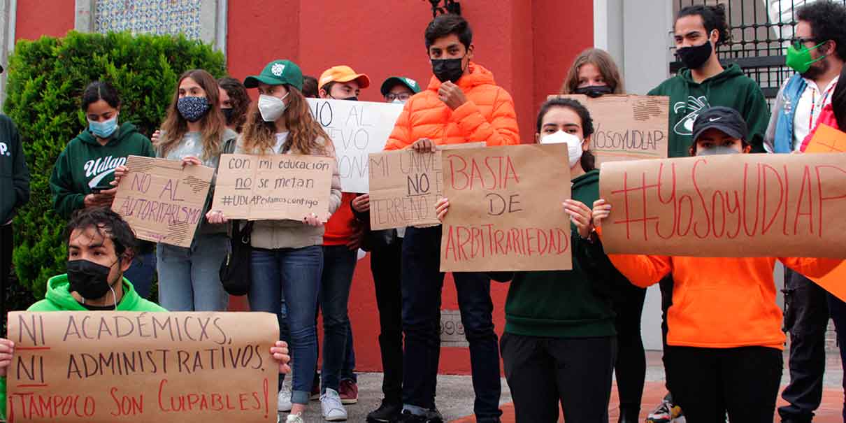 Alumnos de la UDLA Puebla desconocen nueva administración