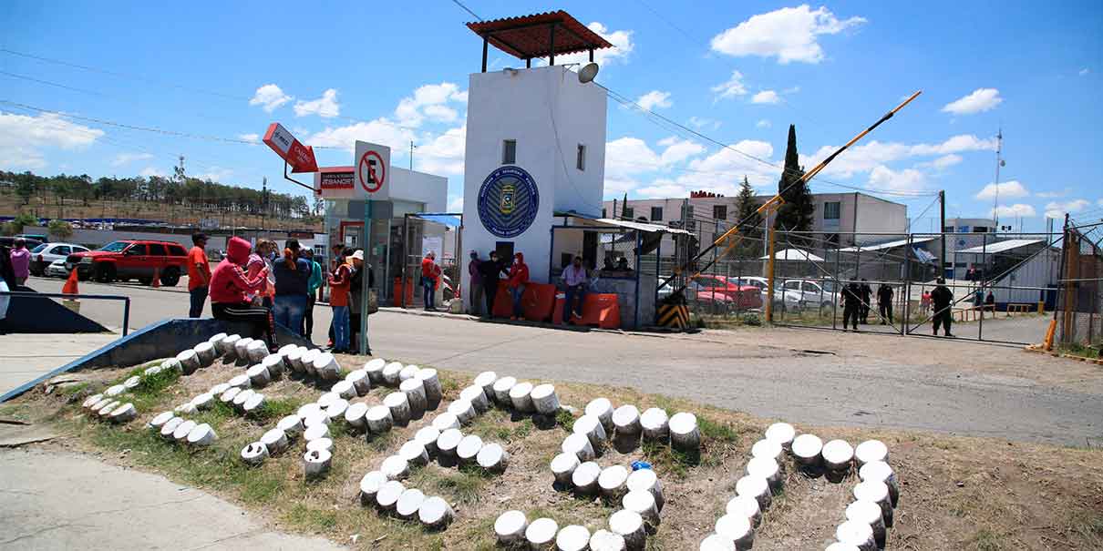 Barbosa: estamos arreglando los desperfectos que dejaron los chiapanecos en las Ceresos