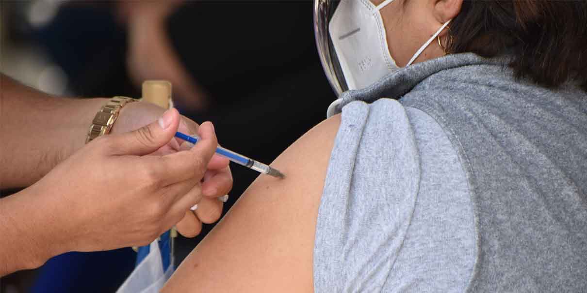 Mañana inicia vacunación anti Covid a personas de 40 a 49 años en 56 municipios poblanos