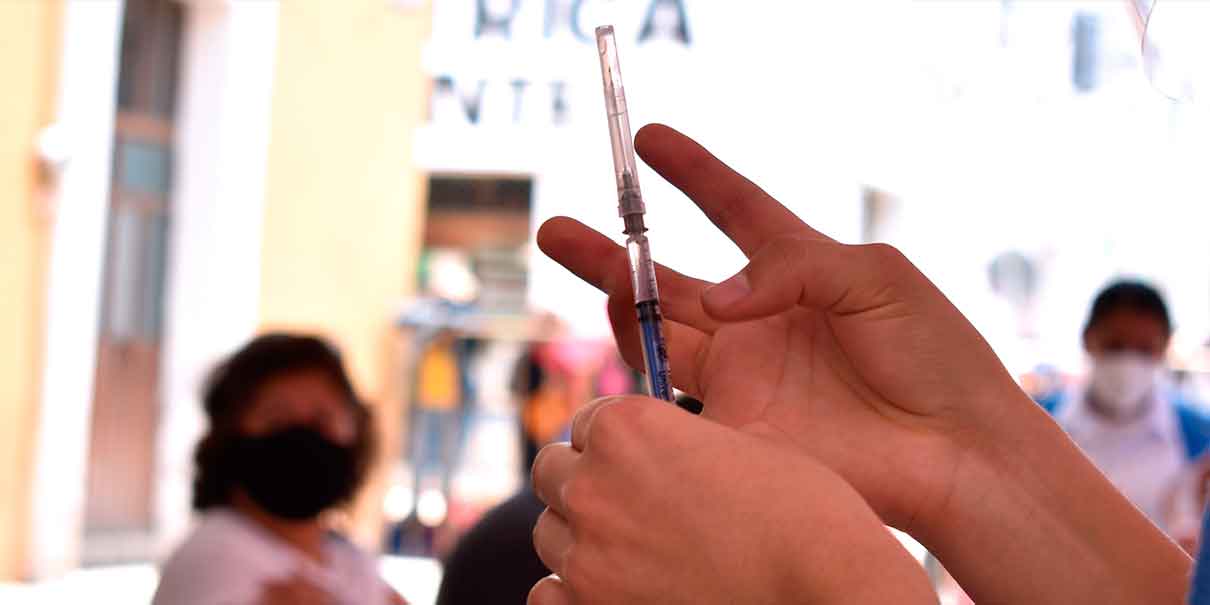 Coronavirus en Puebla, COVID-19, Vacunación contra Covid-19 en Puebla, Brigada Correcaminos, Secretaría de Bienestar, José Antonio Martínez García, Cofepris, OMS, OPS, XXV Zona Militar
