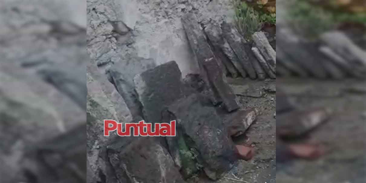 Venta de lajas antiguas de 300, 250 y 200 pesos cada una en el centro de Puebla