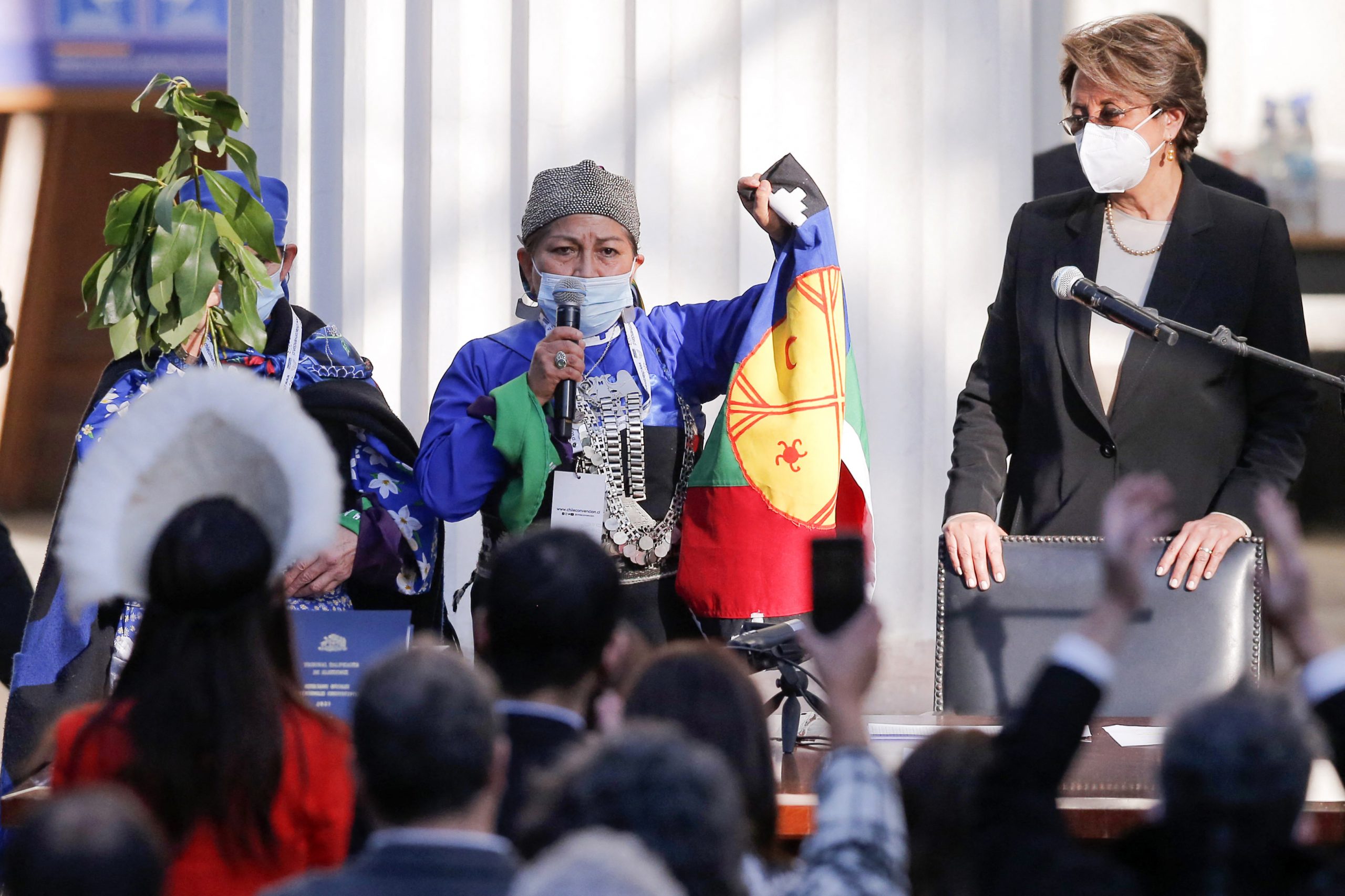 Académica indígena presidirá la Convención Constitucional que redactará Carta Magna de Chile