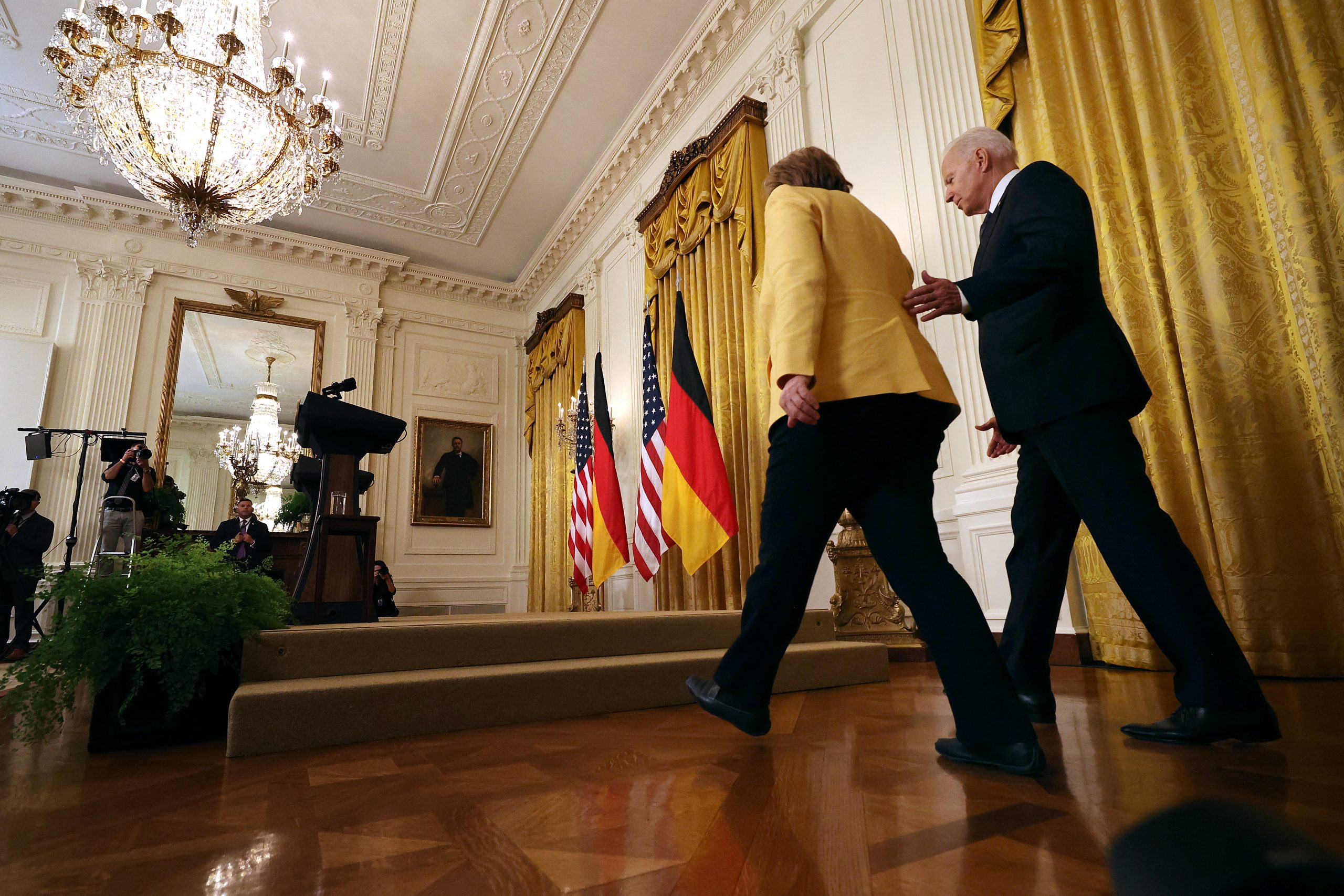 Biden Merkel