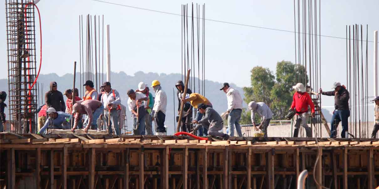 50 constructoras han cerrado en Puebla, desolador