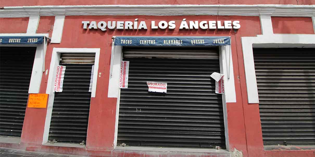 Aplican clausuras a negocios formales pero no a ambulantes en Puebla