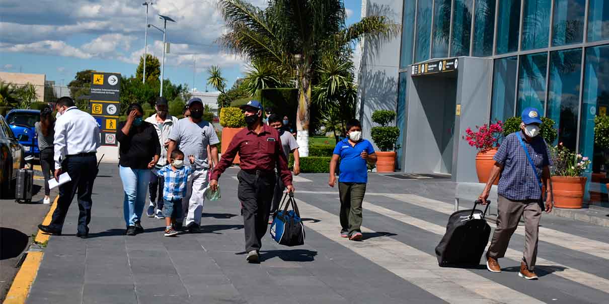Barbosa llamó a poblanos a no viajar para evitar contagios Covid