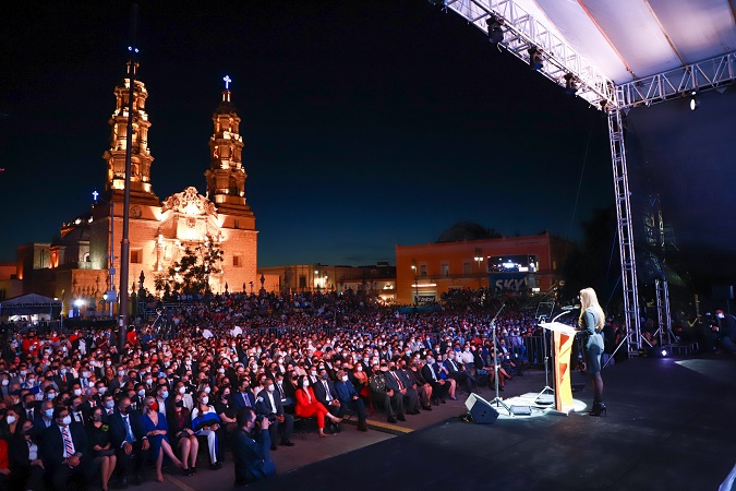 En multitudinario evento, Tere Jiménez rindió su último informe de gobierno como alcaldesa