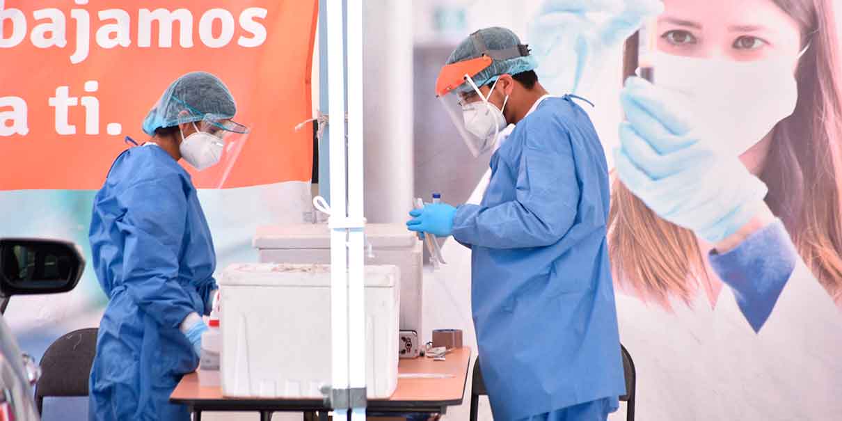 Diputado panista al Gobierno de Puebla comprar pruebas Covid para alumnos y docentes en lugar de uniformes escolares