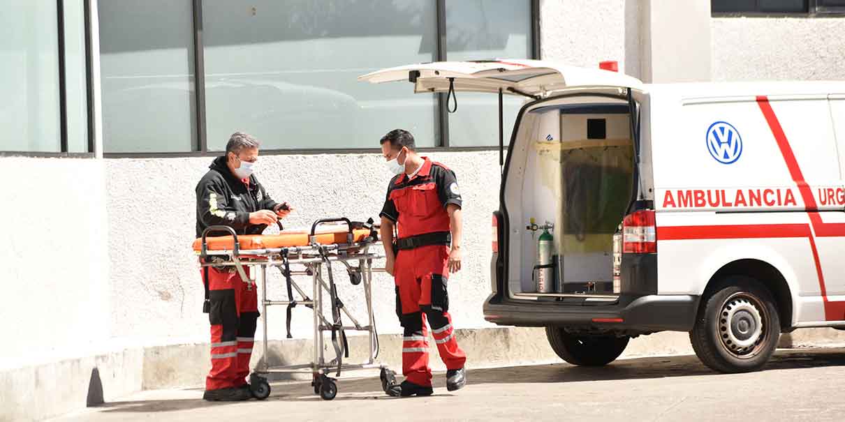 Mil 575 contagios y 53 muertos por Covid el fin de semana en Puebla