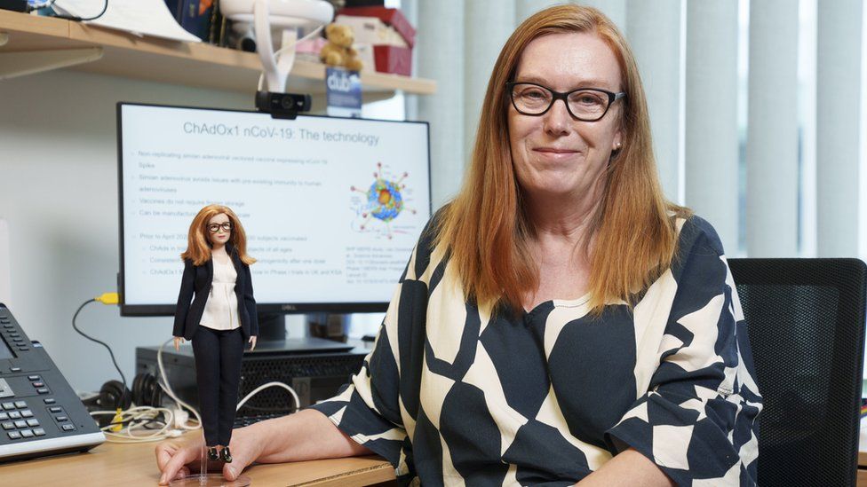 Covid-19: crean barbie inspirada en la creadora de vacuna de AstraZeneca