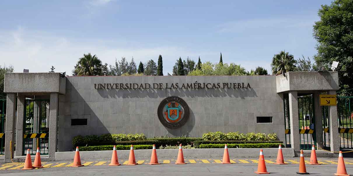 Administrativos de la Udlap respaldan a Luis Ernesto Derbez; piden liberar instalaciones