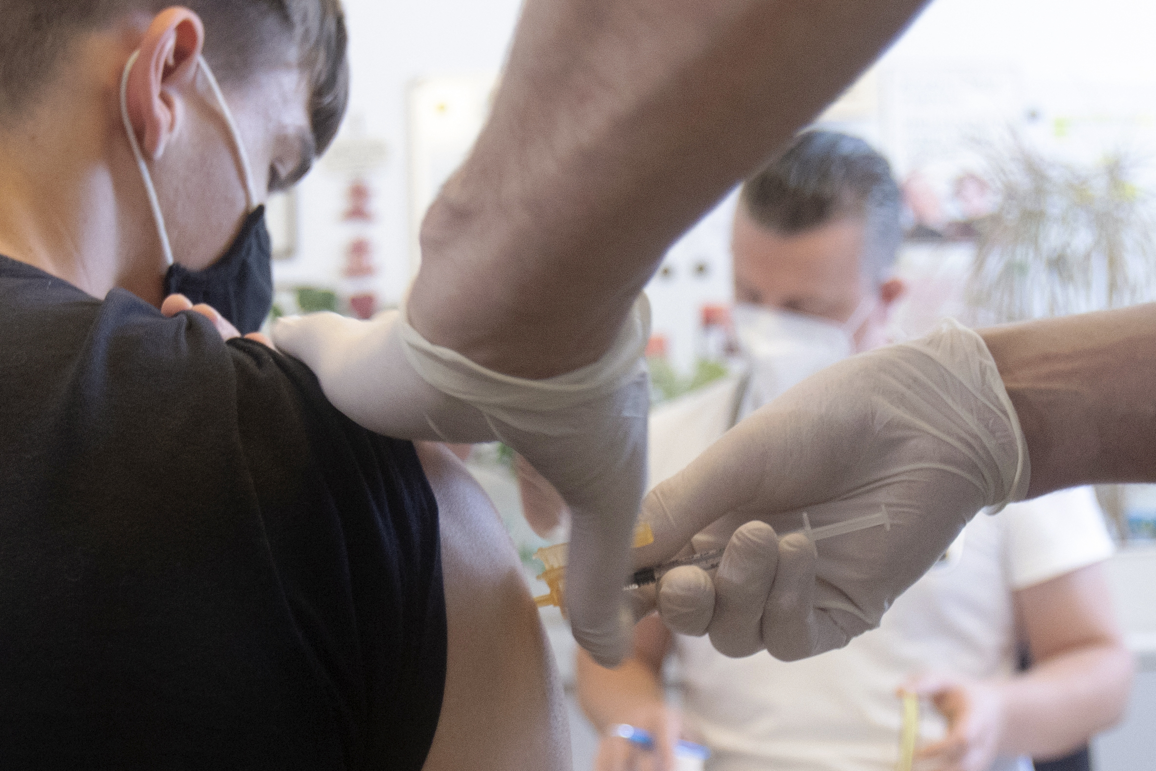Dermatólogos reportan casos de &#8216;rara&#8217; úlcera cutánea relacionada con covid-19 en adolescentes