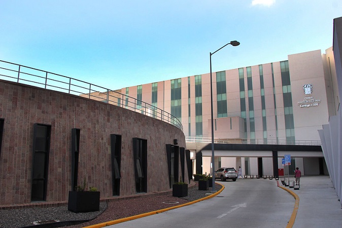 Inicia reconversión del Hospital Hidalgo para ampliar camas Covid