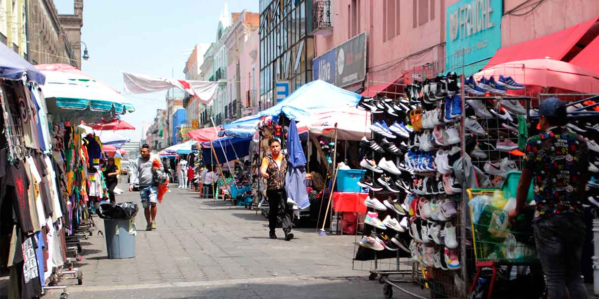 Barbosa: ambulantes son solapados por autoridades municipales de Puebla
