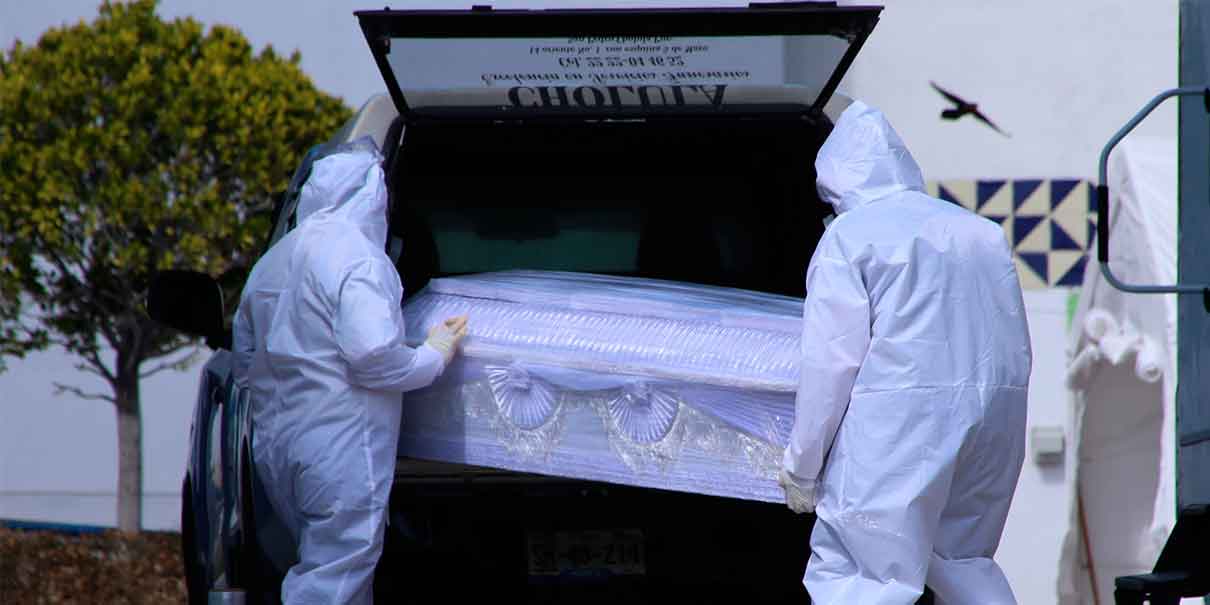 Puebla rompe la barrera de los 14 mil muertos por Covid