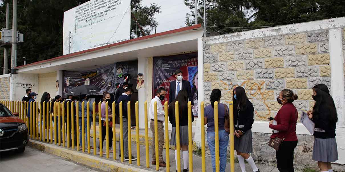 Reporta Salud 33 casos positivos y 45 casos sospechosos Covid en escuelas de Puebla