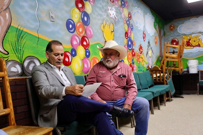 Se reúne gobernador de Aguascalientes con calvillenses de Oklahoma