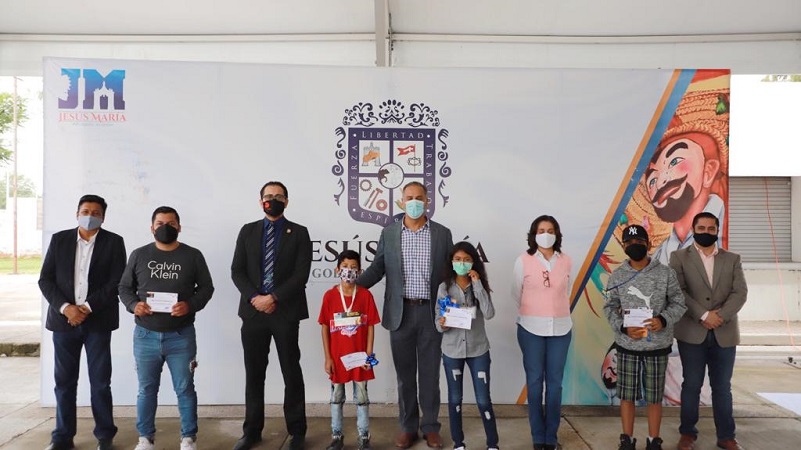 Entregan premios a ganadores de concurso de ajedrez en Jesús María