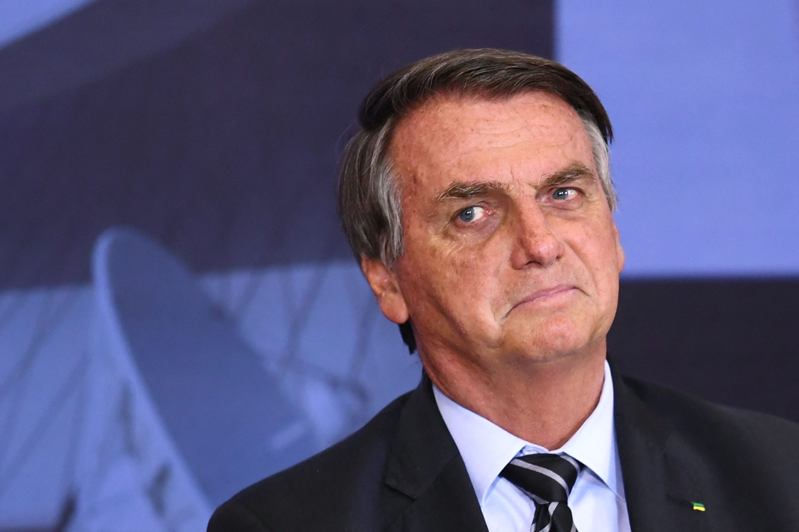 Senado de Brasil exige inculpar a Bolsonaro por 10 delitos durante gestión de pandemia