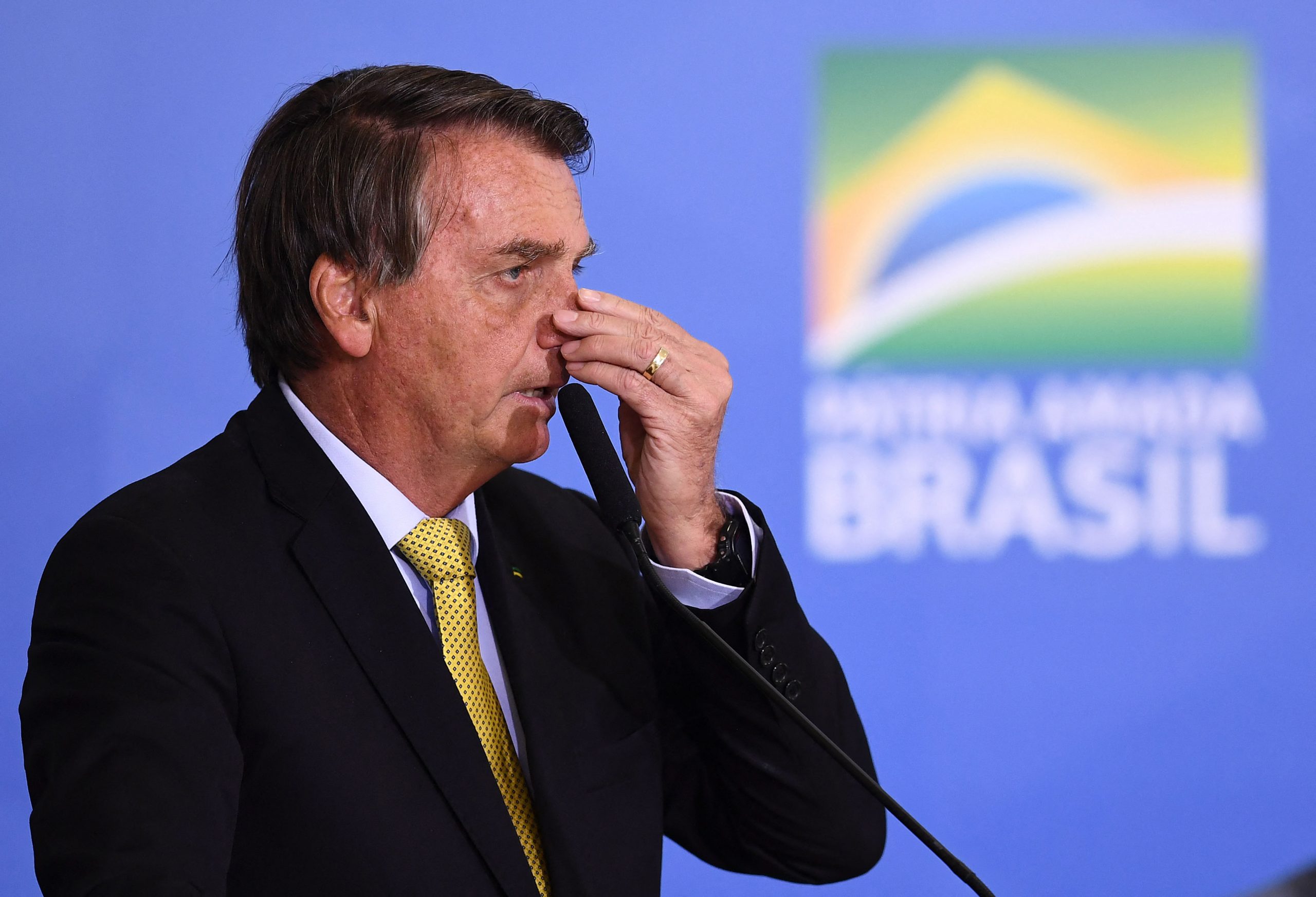 Senado aprueba informe que inculpa a Bolsonaro de crímenes por pandemia; &#8216;es una payasada&#8217;, revira el presidente