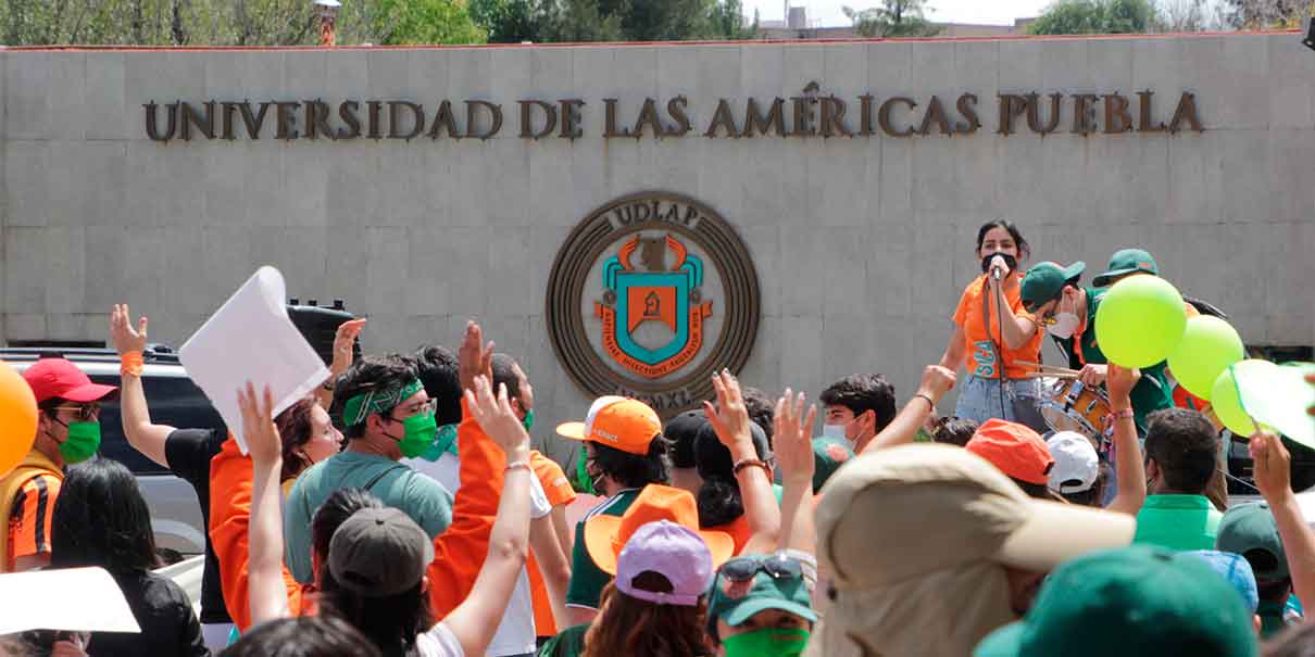 "Abogados trinqueteros" dificultan el conflicto en la UDLA Puebla, señala AMLO