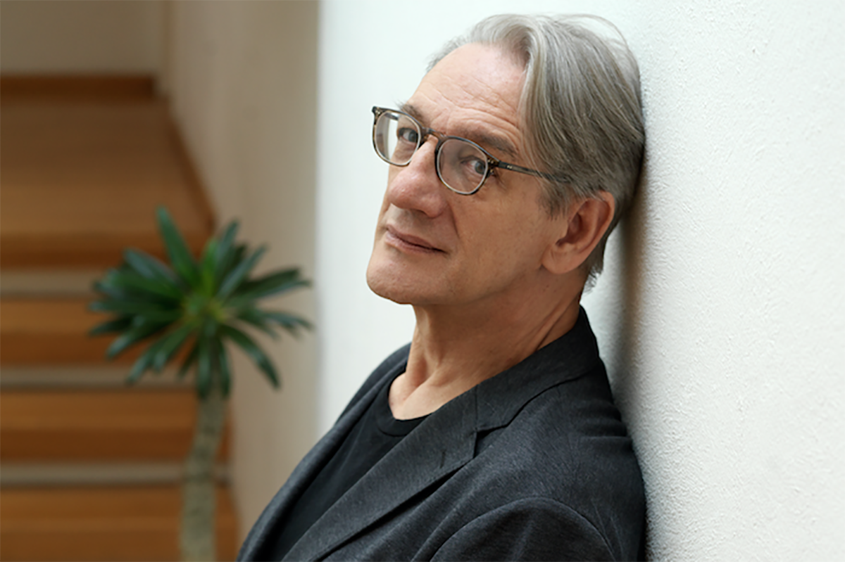 &#8216;La creación literaria va más allá de la oscuridad que la rodea&#8217;