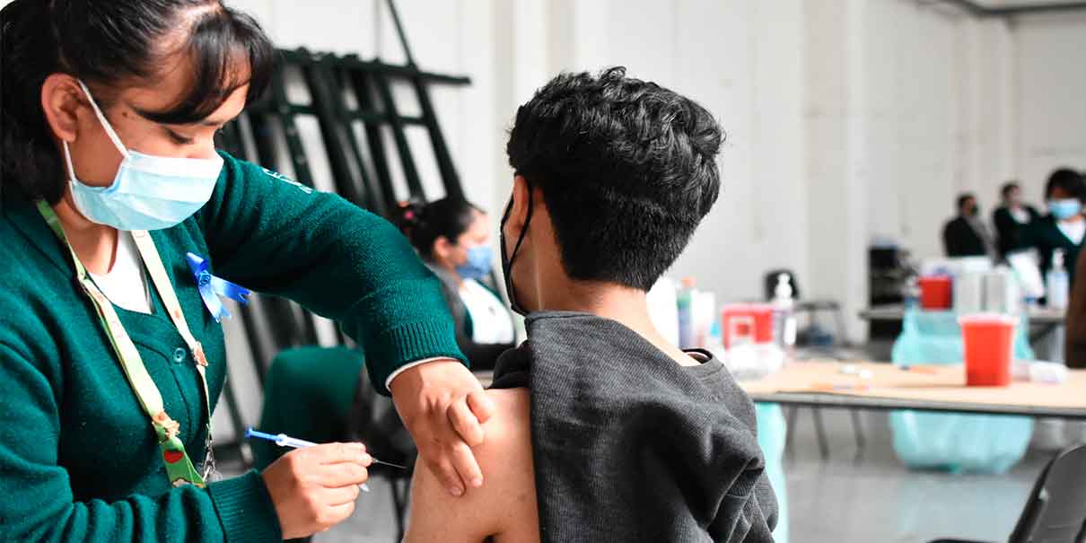 Desinterés de los chavos de 18 años por vacunarse contra el Covid en Ciudad Serdán
