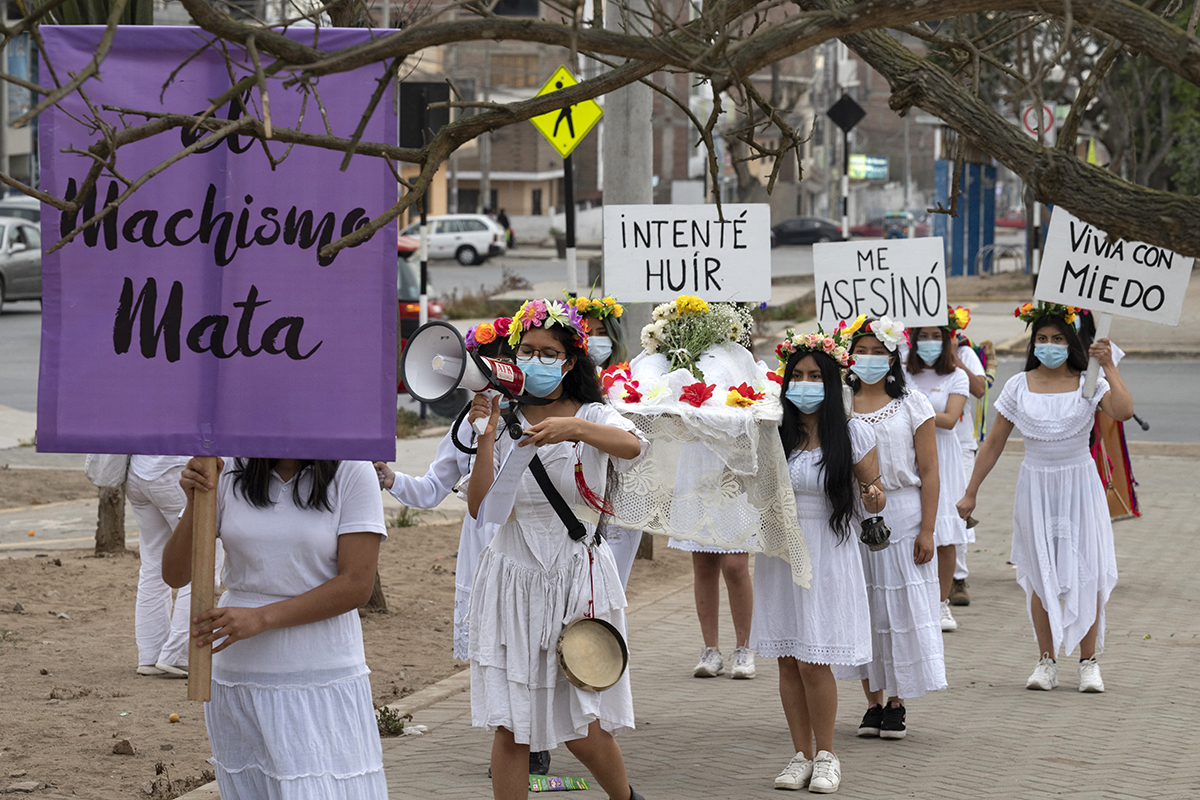Perú falla en la atención a mujeres venezolanas sobrevivientes de violencia de género