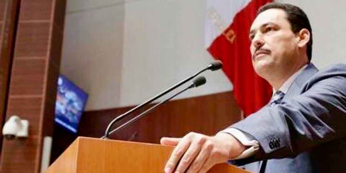 Aventaja encuestas Toño Martín del Campo en Aguascalientes