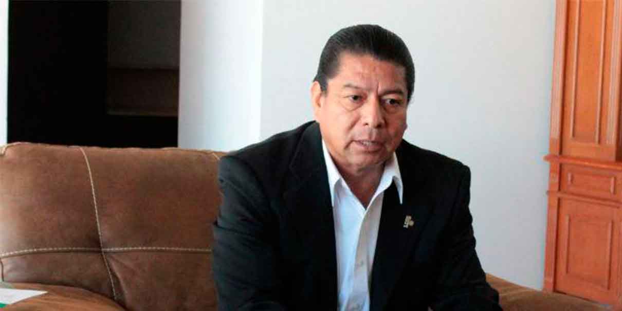 Docentes acusan de dispendio en el SNTE 51
