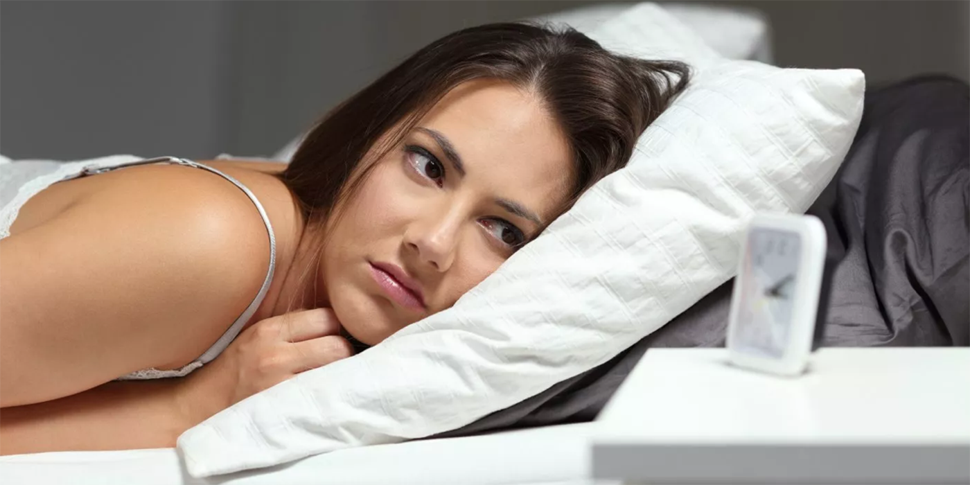 ¿Por qué mi sueño se interrumpe y despierto preocupado a las 3 de la madrugada?