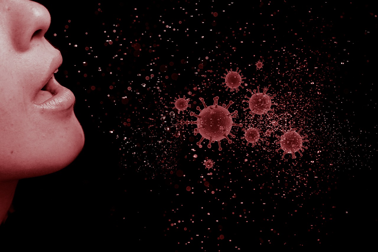 Infectividad de covid-19 a partir de gotas de aerosol disminuye rápidamente