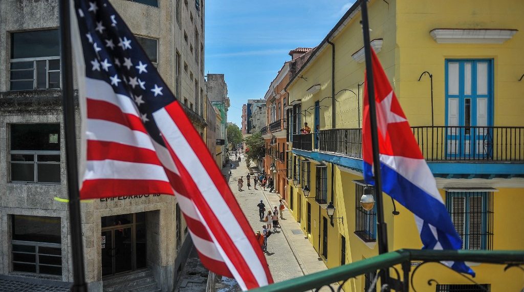 Ni siquiera Obama, que alivió algunas sanciones, logró levantarlas. (Foto: Yamil Lage/AFP)