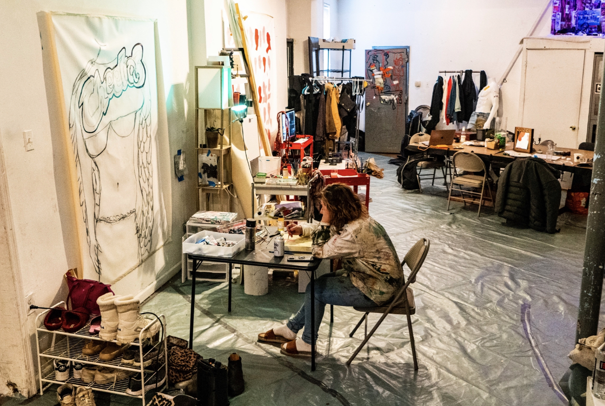 The Locker Room propone un confinamiento voluntario y comunal para generar arte